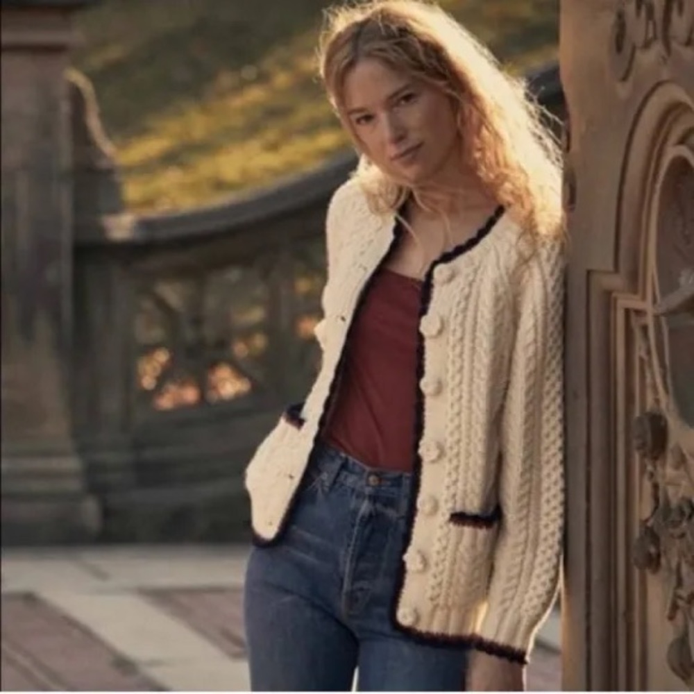 Doen Tamara hand knit 100% Wool Cardigan Size S